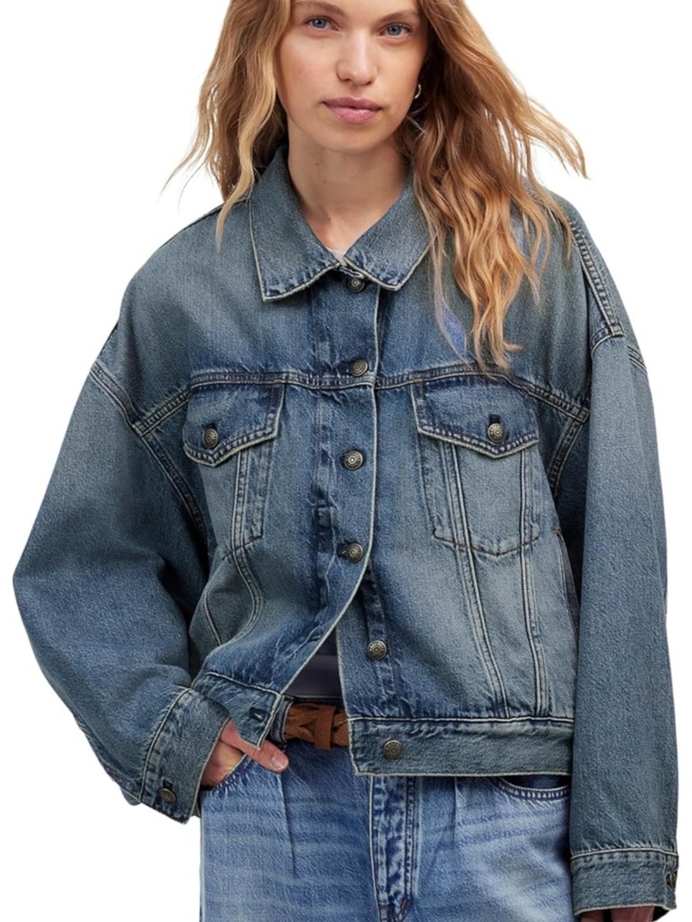 Madewell Women's Relaxed Cropped Denim Jacket in Billings